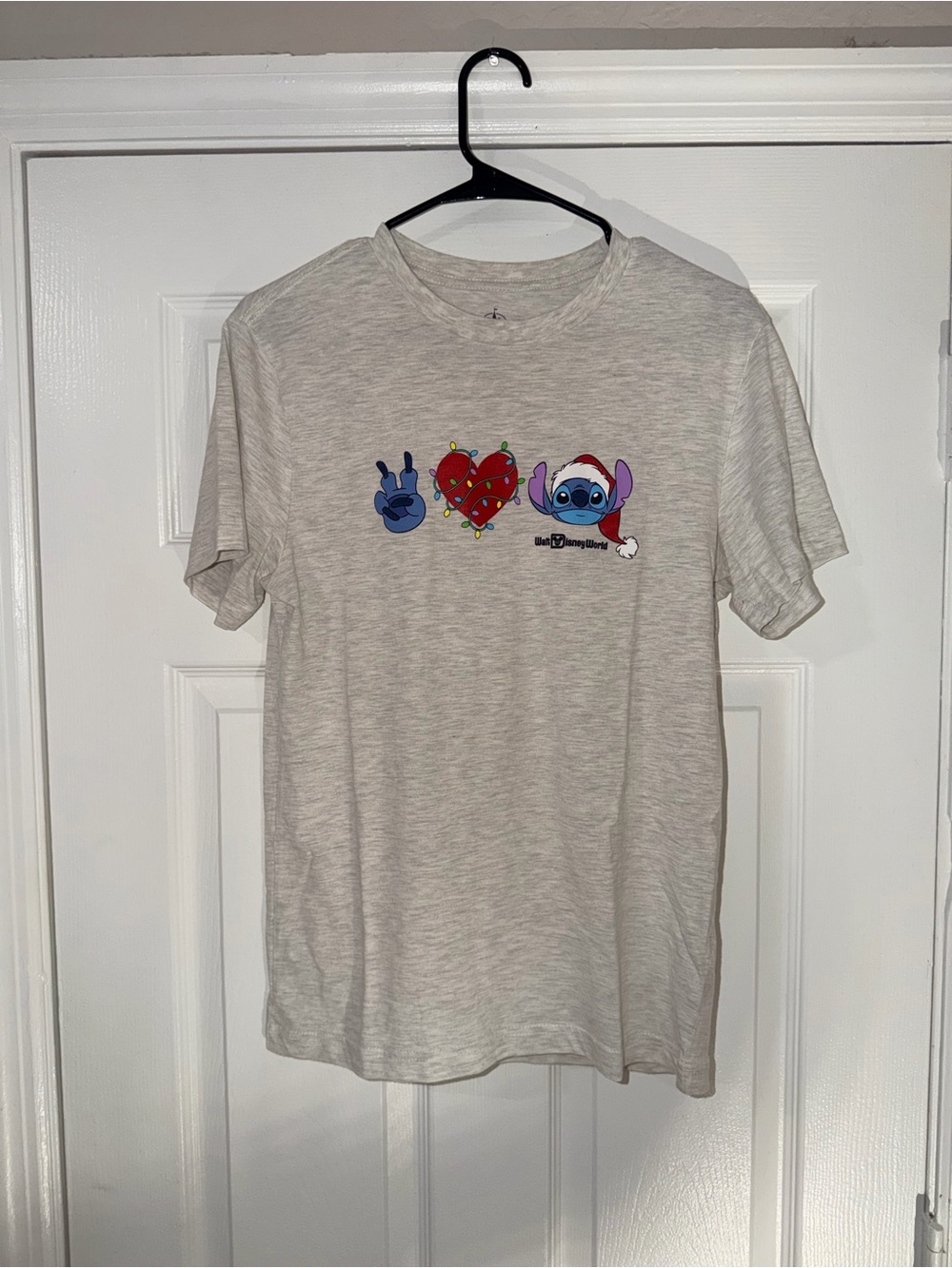 Disney Stitch Christmas Love Walt Disney‎ World Graphic T-Shirt small
